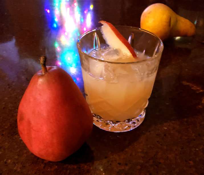 pear and whiskey cocktail